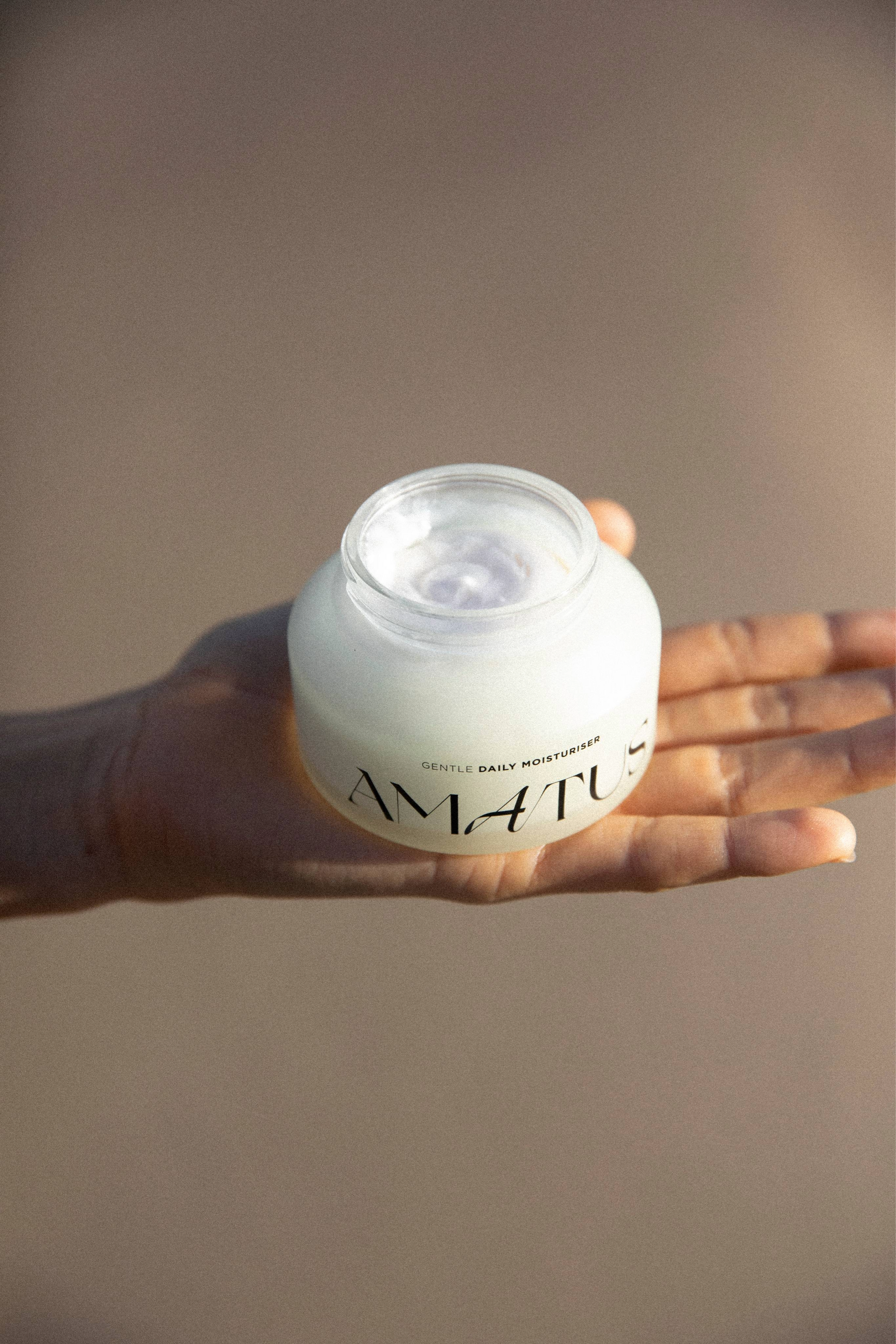 Hydrating And Restoring Gentle Moisturiser